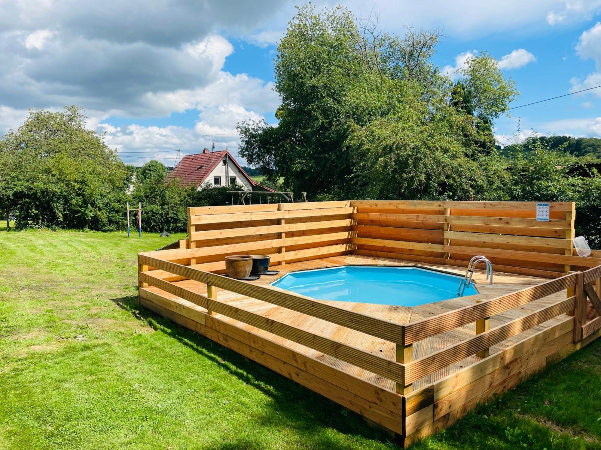 Ferienhaus Backesgarten Fuer 22 Personen Neichen Buitenkant foto